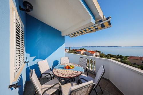 Kozino Apartment | Luton Apartment Zadar Kozino Heating Pool & Jacuzzi