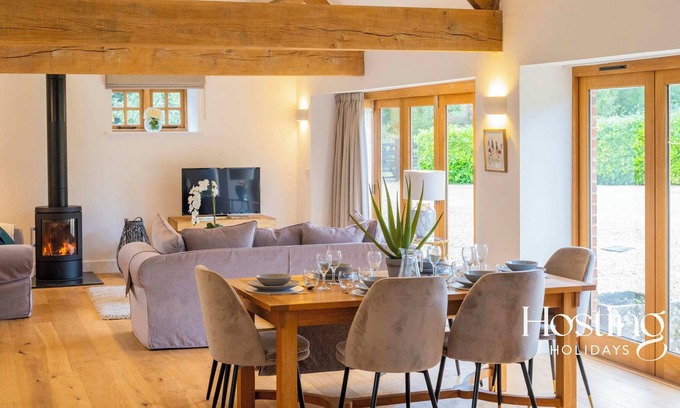 Westlington House | Luxury Barn In The Heart Of Buckinghamshire