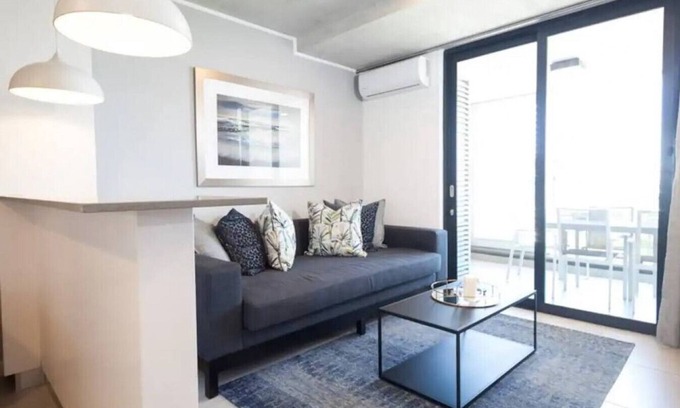 Hillhead Apartment | Lux Holiday Apartment Sibaya W207