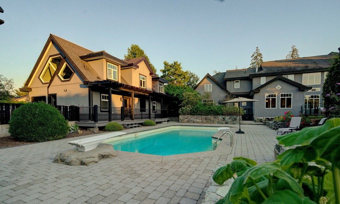 Surrey House | Lux Mansion, sleeps 22, pool, hot tub, gym, office, playground