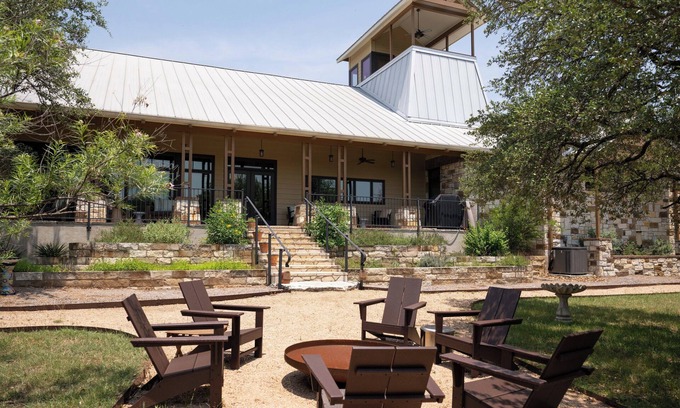 Driftwood House | Luxe 14 acre Escape in Driftwood with Observation Deck. Peace, Privacy and Stars