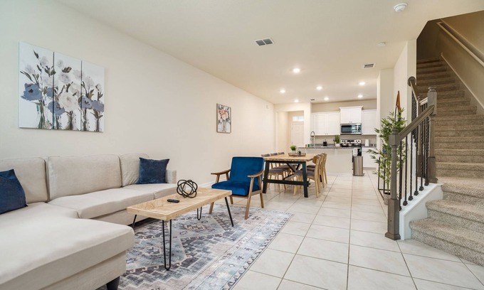 St. Augustine House | Luxe 3BR Townhome-Game-Table-Pool-Close to Beach