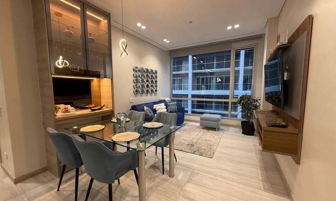 Financial District Apartment | LUXE LE PARC Residence