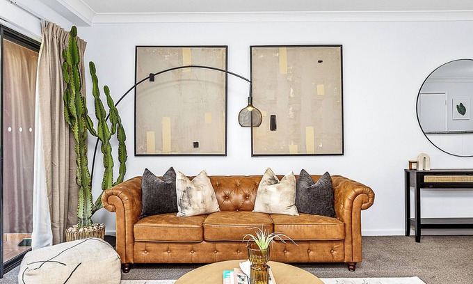 Perth Central Business District Apartment | Luxe Modern Retreat | Designer Stay in Perth