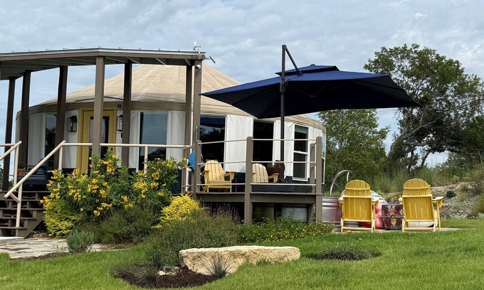 Dripping Springs Cottage | Luxe Yurt Experience Pet Friendly Dripping Springs