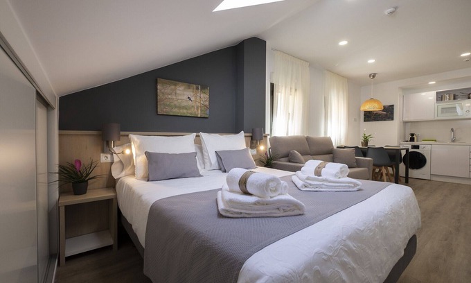 Centro Apartment | Luxor Torre del Clavero Apartments - Studio