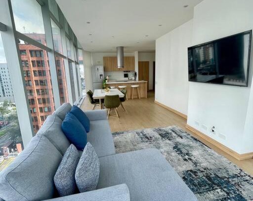 La Carolina Apartment | Luxurious 1-bedroom Condo in Iconic City Building