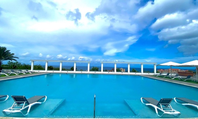 Piscadera Apartment | Luxurious 2BD Apt. w/Ocean Views & Pool & Wi-Fi