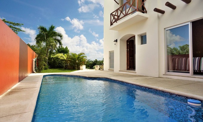 Puerto Morelos House | Luxurious 4 bedroom house with views: short ride to beach