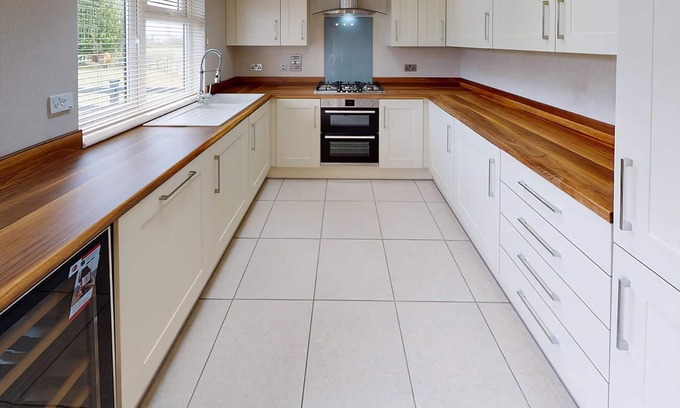 Stainton le Vale Ski Chalet | Luxurious and bespoke lodge, ideal for a family or a couple’s retreat.