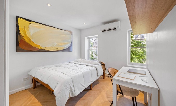 Alphabet City Apartment | Luxurious Brand New 3 Bedroom, 2 Bath Apt in the Heart of East Village!