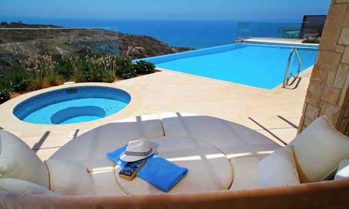 Aphrodite Hills Villa | Luxurious Haven Overlooking the Mediterranean, Paphos Villa 1468