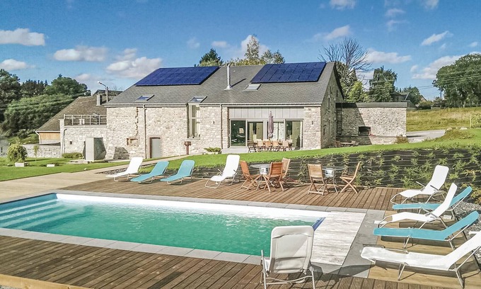 Manhay House | Luxurious home in Manhay with sauna