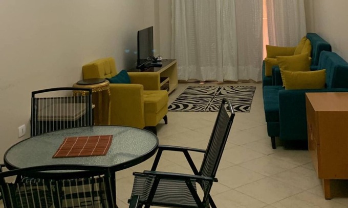 Al Ahyaa Ski Chalet | Luxurious Hurghada Chalet with Private Balcony and Beachfront Views