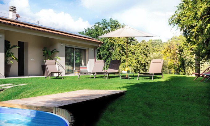 Castellina Marittima Villa | Luxurious, independent villa - La Leccina in Castellina Marittima in Tuscany