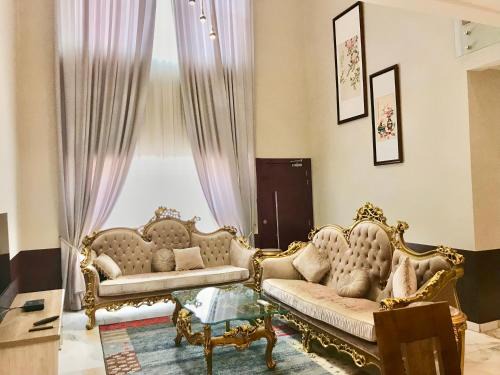 Accra Villa | Luxurious life Townhouse