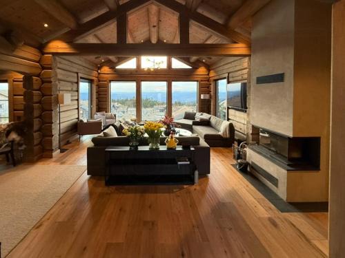 yer House | Luxurious Log Cabin At Mostertoppen