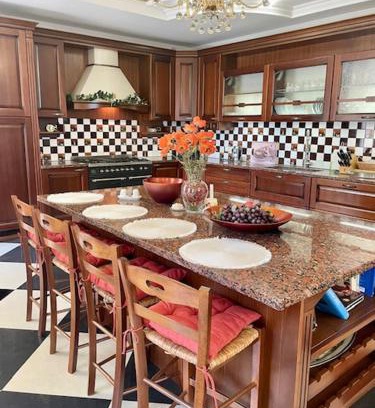 Yavory Apartment | Luxurious Oasis: Exquisite Apartment with Garden, Terrace, and Stylish Amenities