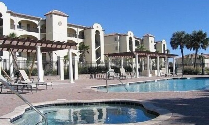 Beverly Beach Condo | Luxurious, peaceful beachfront condo minutes from St Augustine and Daytona Beach
