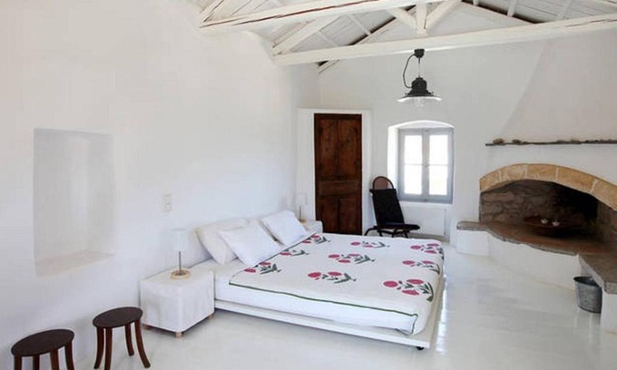 Aroniadika Villa | Luxurious Residence in village