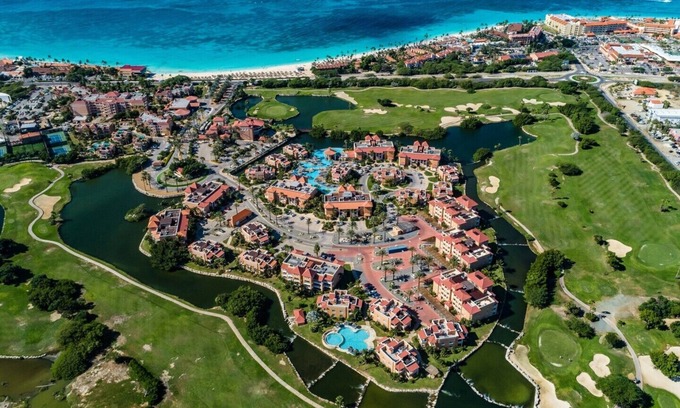 Oranjestad-West Condo | Luxurious & Spacious Eagle Beach 2 Story Penthouse on 1st class Divi Resort