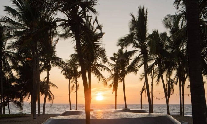 Barra de Potosi Condo | Luxurious tropical villa facing the beach