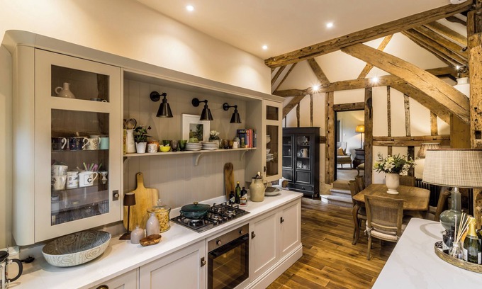 Westcott House | Luxuriously presented converted barn set in romantic private setting.