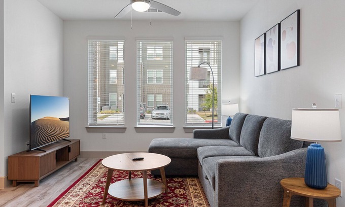 Vista Del Pueblo Apartment | Luxury 1BD/1BA Next to Airport 8653