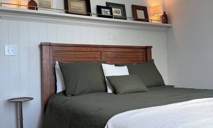 Inglewood Condo | Luxury 1BR/1BA, 12 Mins to Broadway