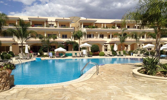 Mandria Apartment | Luxury 2 bedroom apartment, Mandria, Nr Paphos