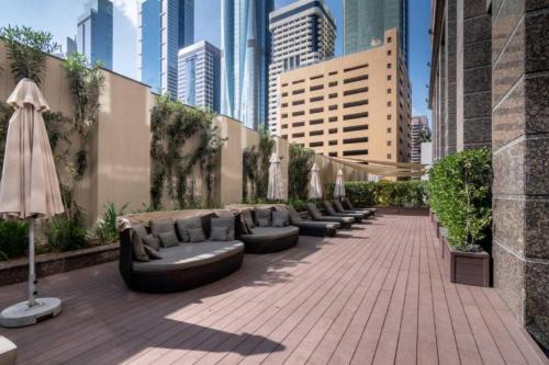DIFC Apartment | Luxury 2BR DIFC Full Kitchen, Pool, Gym Near Restaurants