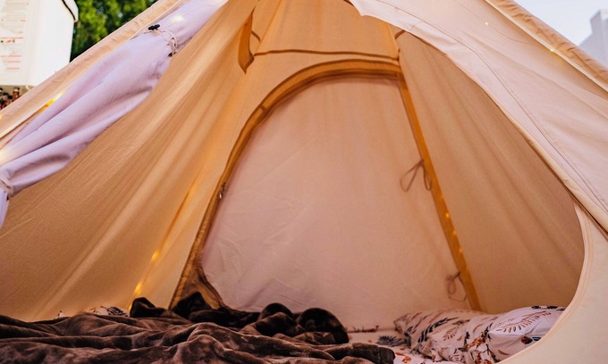 Burbank House | Luxury 2BR Retreat with Glamping Tent Near Universal Studios, Hollywood!