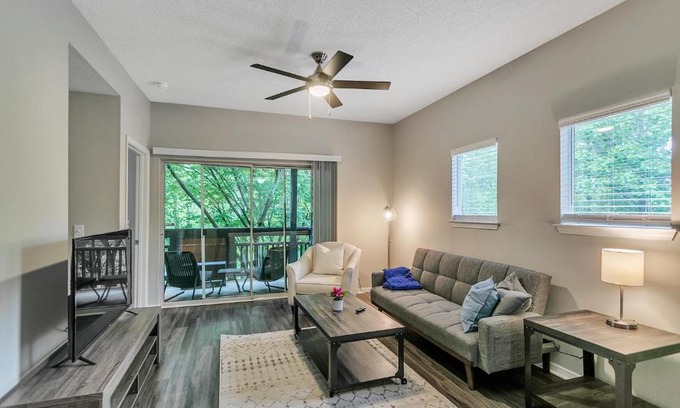 Dunwoody Apartment | Luxury 2BR Suite in the Heart of North Atlanta