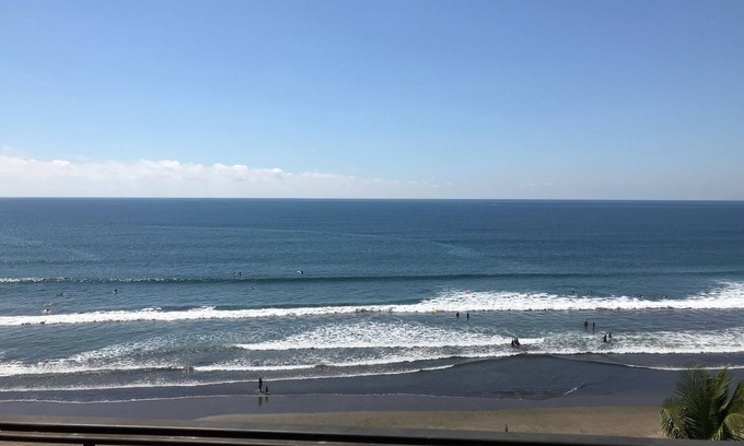 Jaco Condo | Luxury 3 bedroom/3.5 bath condo on the beach in the heart of Jaco