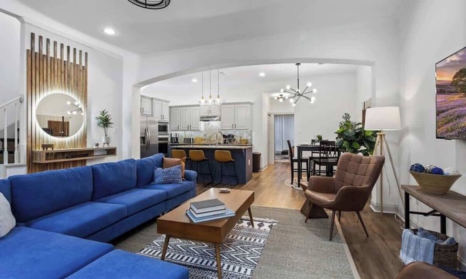 South Baton Rouge House | Luxury 3 Kings, Fully Equipped, near LSU