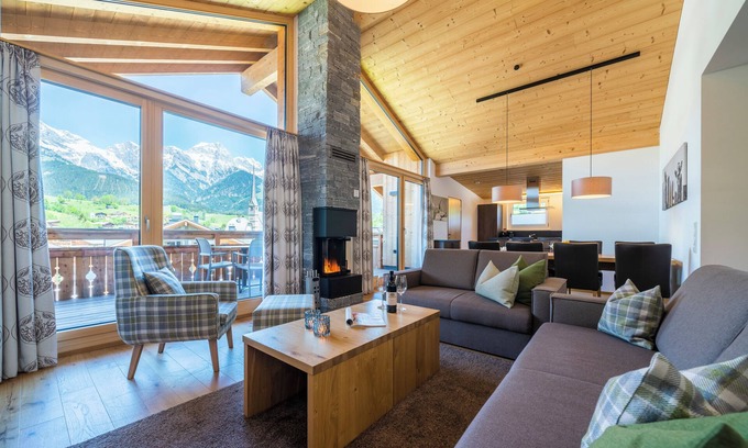 Maria Alm am Steinernen Meer Apartment | Luxury 6-8-person penthouse in the holiday park Landal Resort Maria Alm