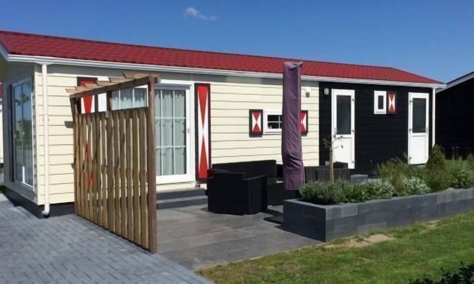 Serooskerke House | Luxury 6-person chalet on a holiday park in Serooskerke