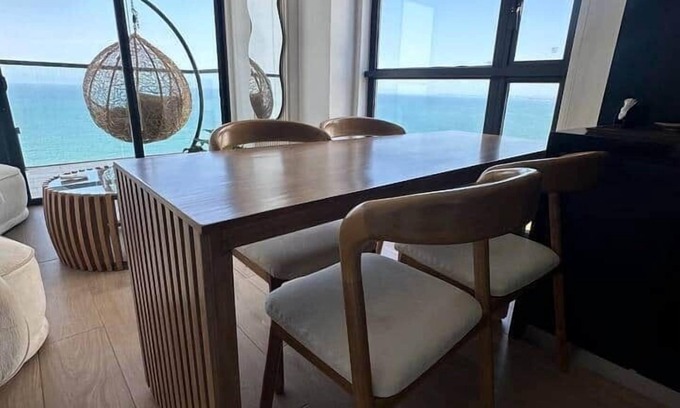 El Cabrero Apartment | Luxury Apartment on 21th Floor