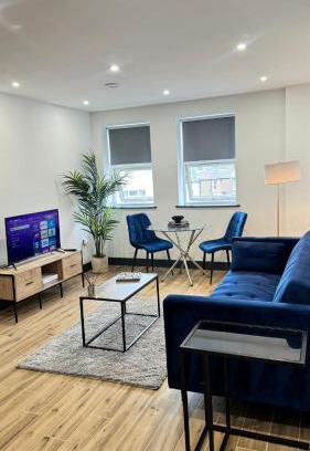 Borehamwood Apartment | Luxury Apartment Close to Elstree & Borehamwood Station