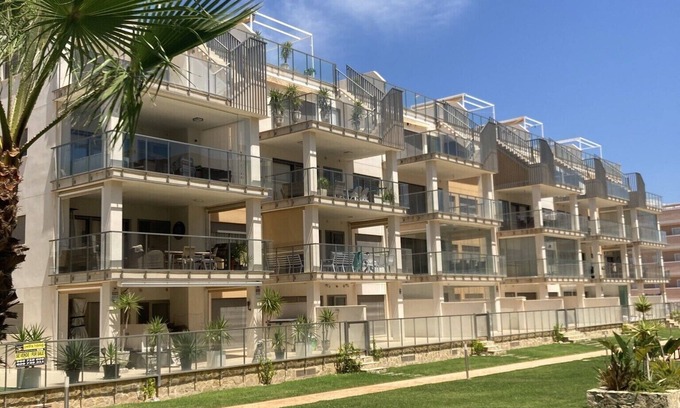 Orihuela Costa Apartment | Luxury apartment in Villamartin (Orihuela Costa), estate with 3 pools