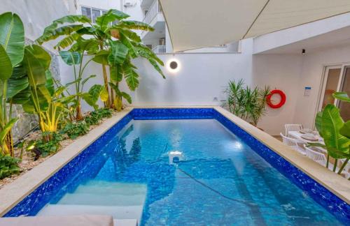 Qawra Apartment | Luxury Apartment In St Pauls Bay W Pool By Homely