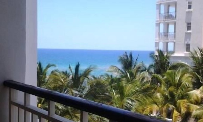 Montego Bay Condo | Luxury Beach Front Condo