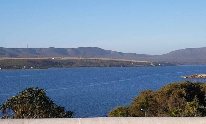 Port Beaufort Apartment | Luxury Breede River View at Witsand