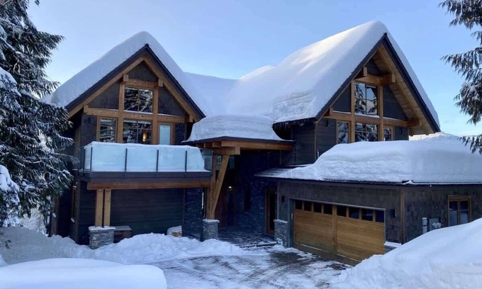 Whistler Creekside House | Luxury Chalet with Hot Tub, Steam Room, Views