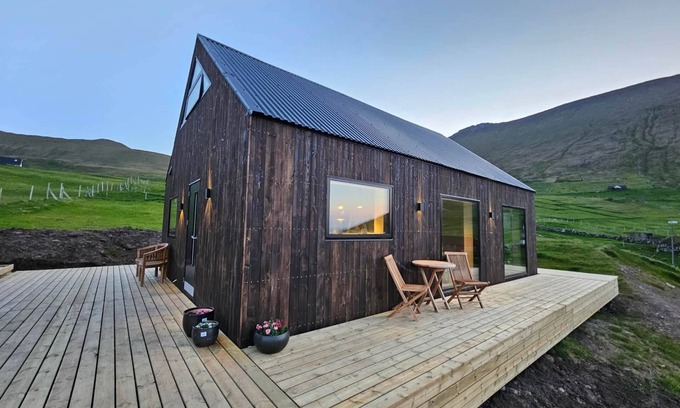 Faroe Islands Cottage | Luxury Cottage on Kalsoy, Faroe Islands!