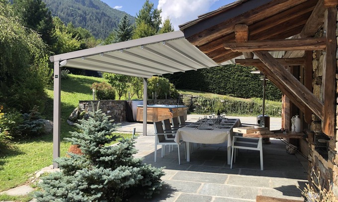 Les Houches Ski Chalet | Luxury Cozy Chalet facing Mont-Blanc