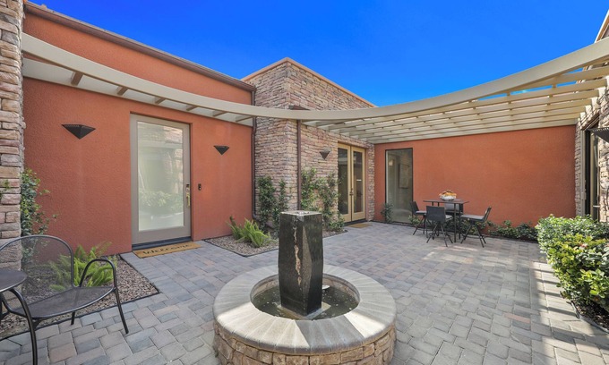 La Quinta House | Luxury Designer 4513 sqft 4-bedroom estate with Casitas in beautiful La Quinta