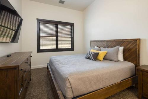 Moab Apartment | Luxury Downtown Rental - La Dolce Vita Villas #6