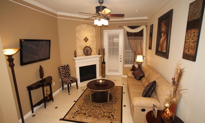 South Shore Harbour Condo | Luxury Executive Apartment Fully Furnished