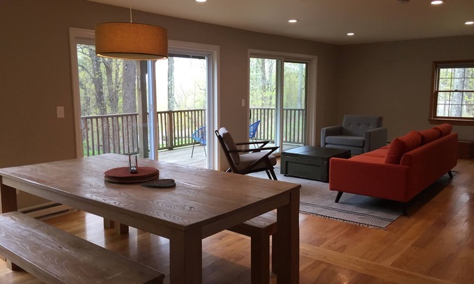 Palenville House | Luxury Family Home for All Seasons. Skiing, Woodstock, Hot tub